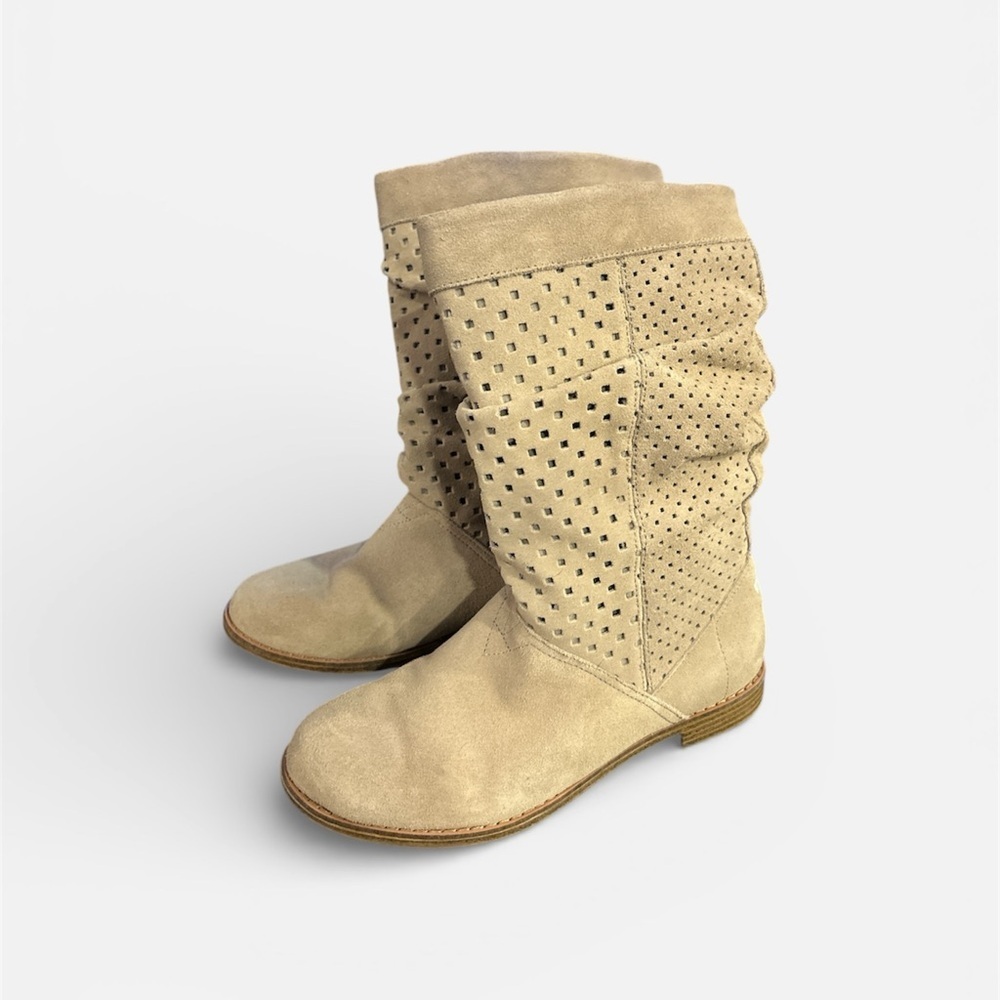 Toms Serra Women's Tan Suede Heeled Boots - Picture 2 of 6